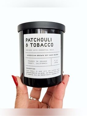 Leoben Company Patchouli & Tobacco Scented Candle - Black Jar